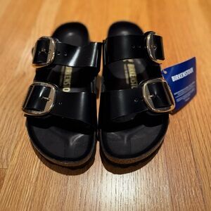 Birkenstock Arizona Big Buckle Black Sandals. NWT size 36